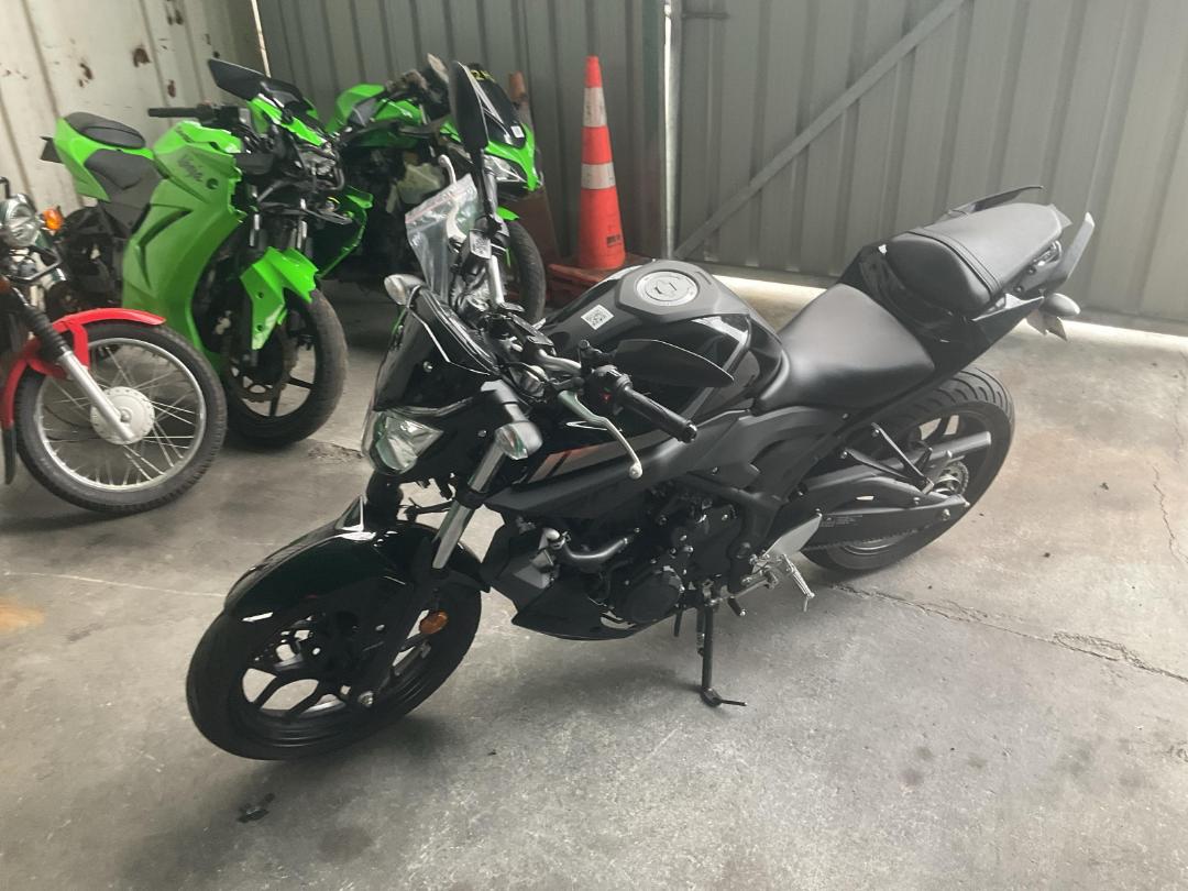 Photo '4' of Yamaha MT03LA K