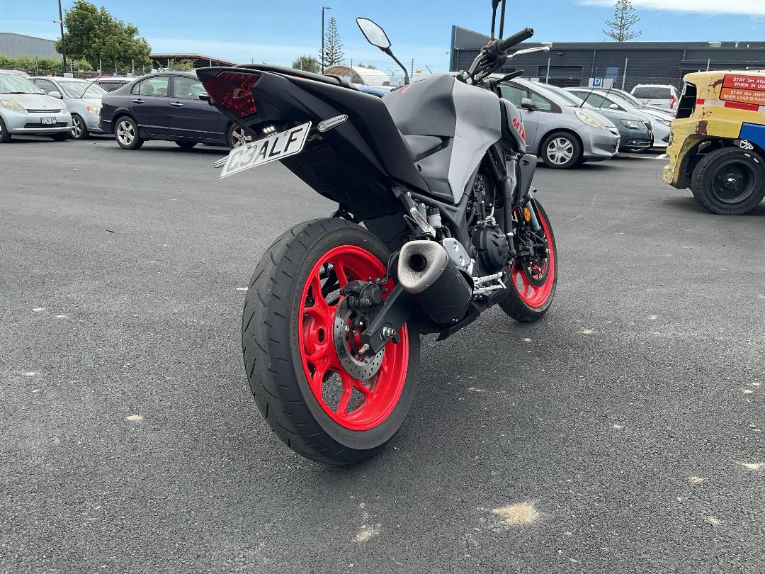 Photo '5' of Yamaha MT03LA L Photo '5' of Yamaha MT03LA L