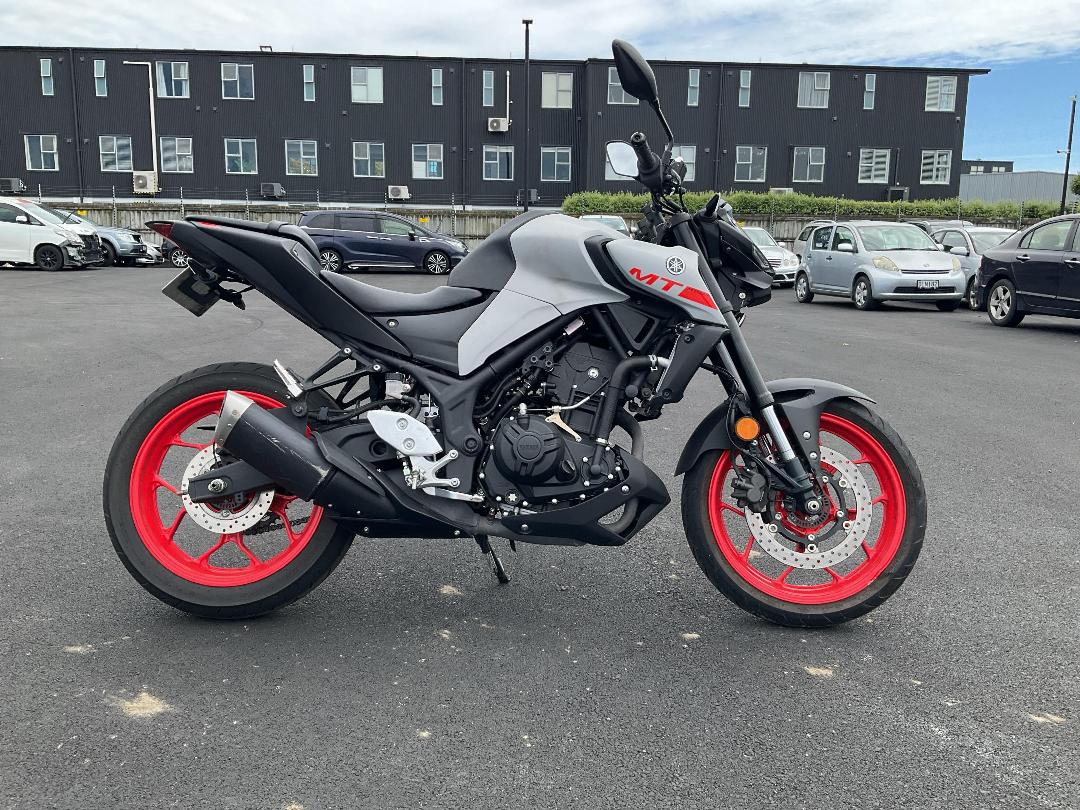Photo '4' of Yamaha MT03LA L Photo '4' of Yamaha MT03LA L