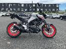 Thumbnail '4' of Yamaha MT03LA L