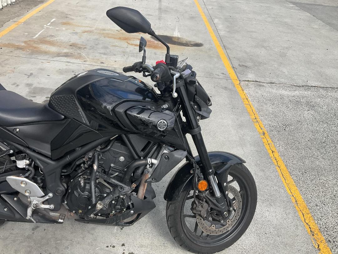 Photo '14' of Yamaha MT03LA L