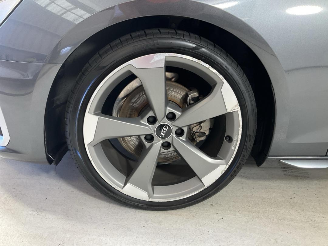 Photo '10' of Audi A4