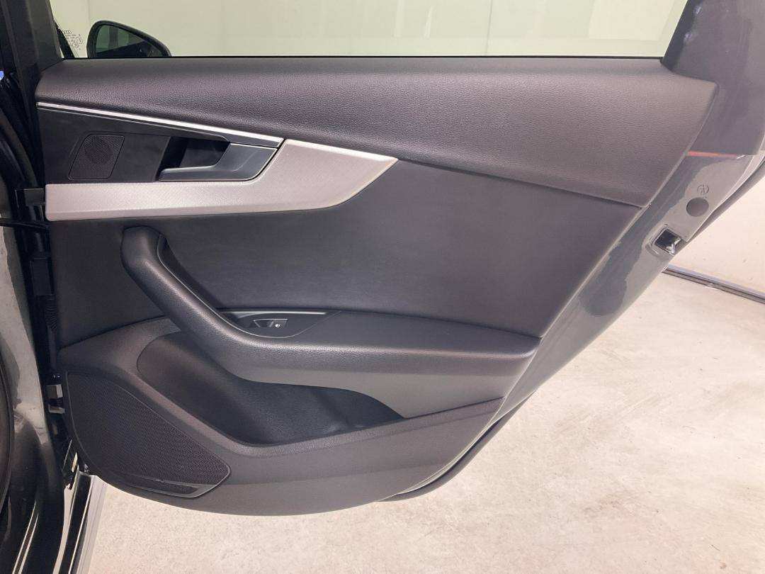 Photo '19' of Audi A4