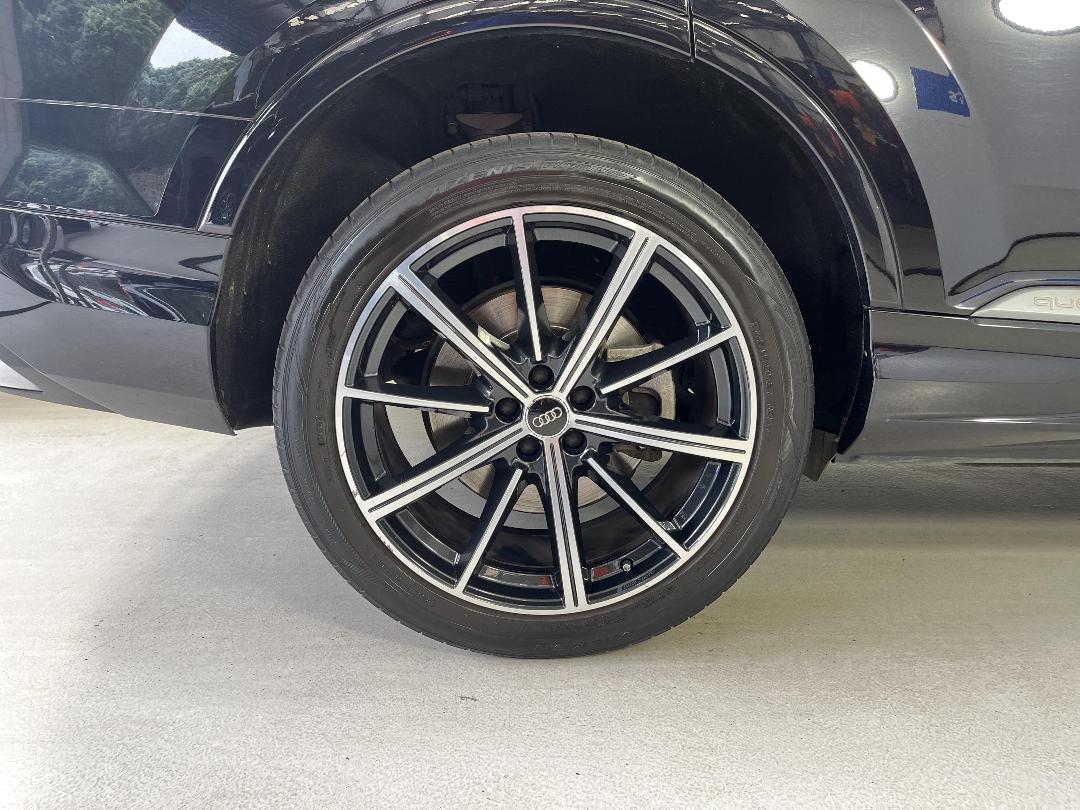 Photo '12' of Audi Q7 Photo '12' of Audi Q7