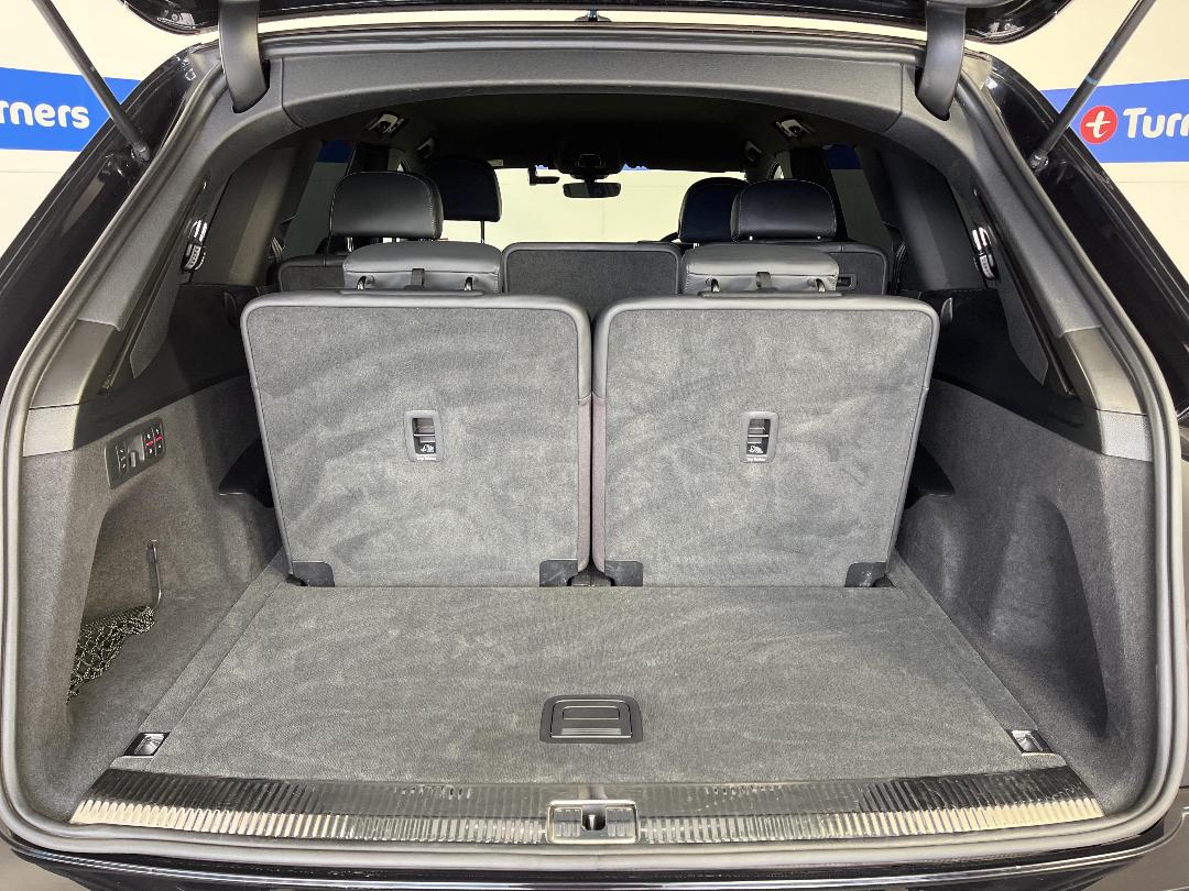 Photo '14' of Audi Q7 Photo '14' of Audi Q7