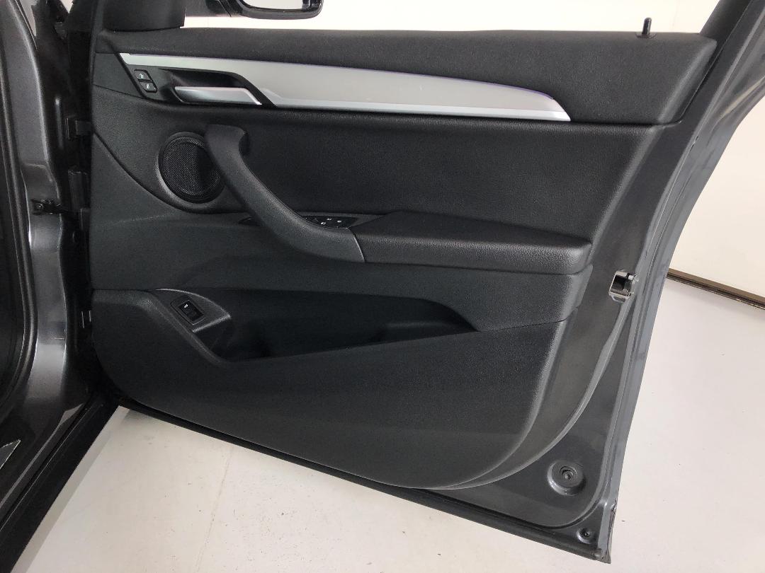 Photo '15' of BMW X1