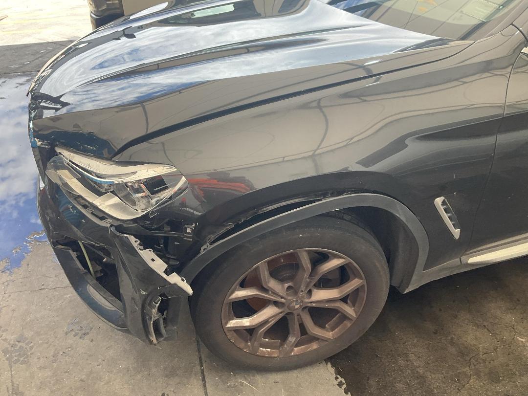 Photo '8' of BMW X3 S20I Photo '8' of BMW X3 S20I