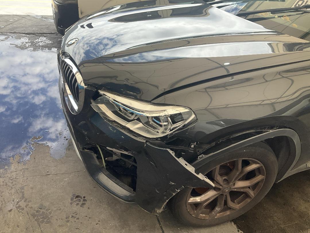 Photo '7' of BMW X3 S20I Photo '7' of BMW X3 S20I