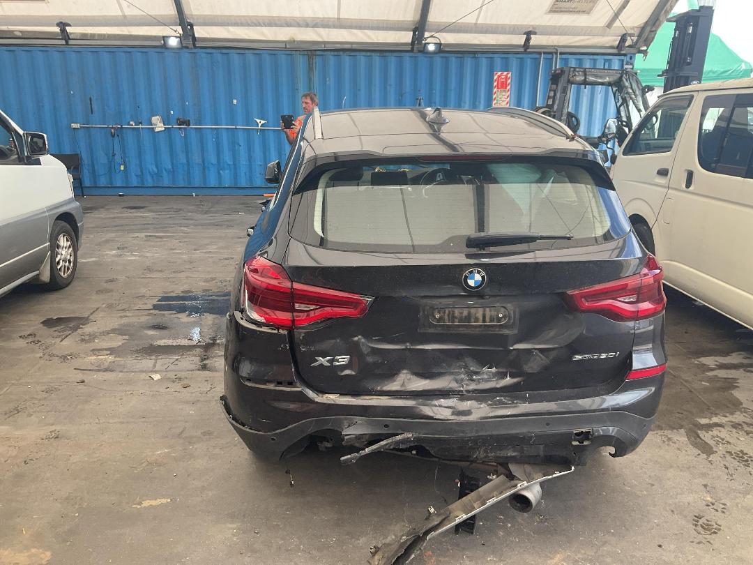 Photo '13' of BMW X3 S20I Photo '13' of BMW X3 S20I