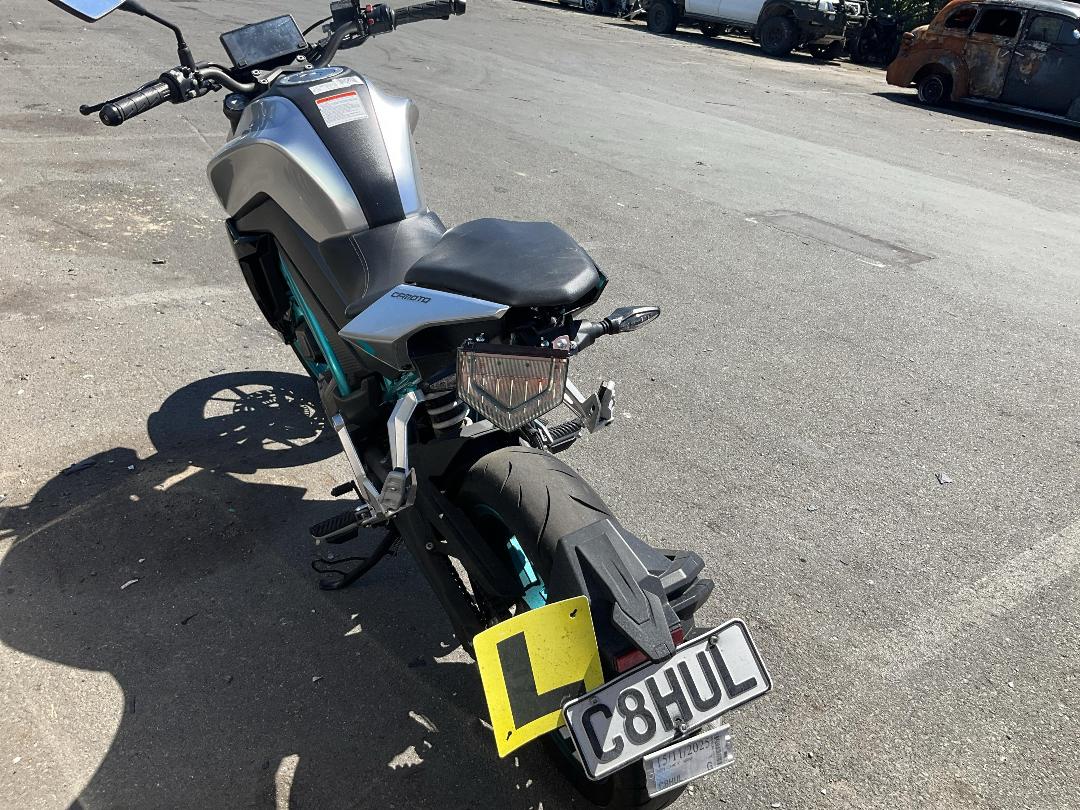 Photo '6' of Cfmoto 300NK Photo '6' of Cfmoto 300NK