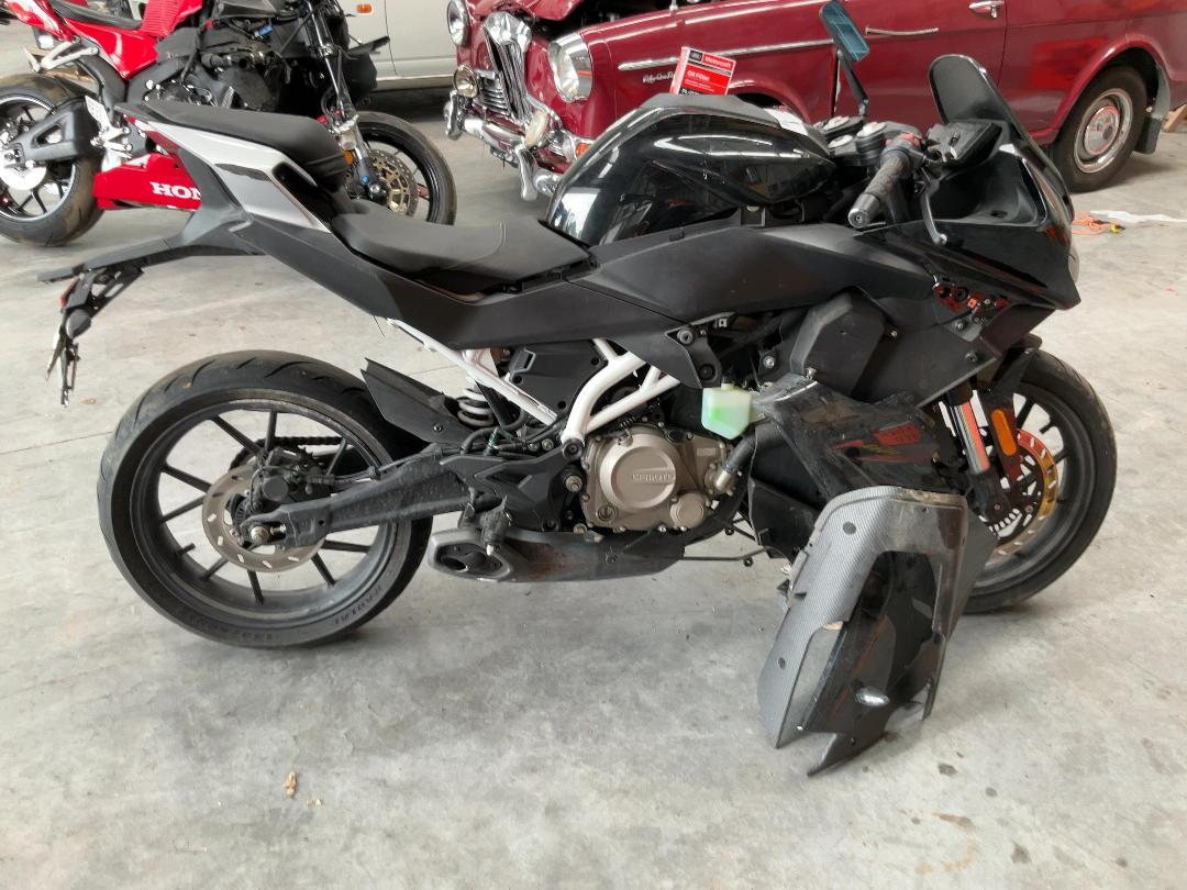 Photo '8' of Cfmoto 300SR Photo '8' of Cfmoto 300SR