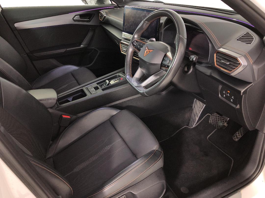 Photo '16' of Cupra Formentor Photo '16' of Cupra Formentor