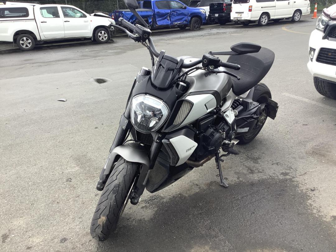 Photo '3' of Ducati Diavel Diavel 1260