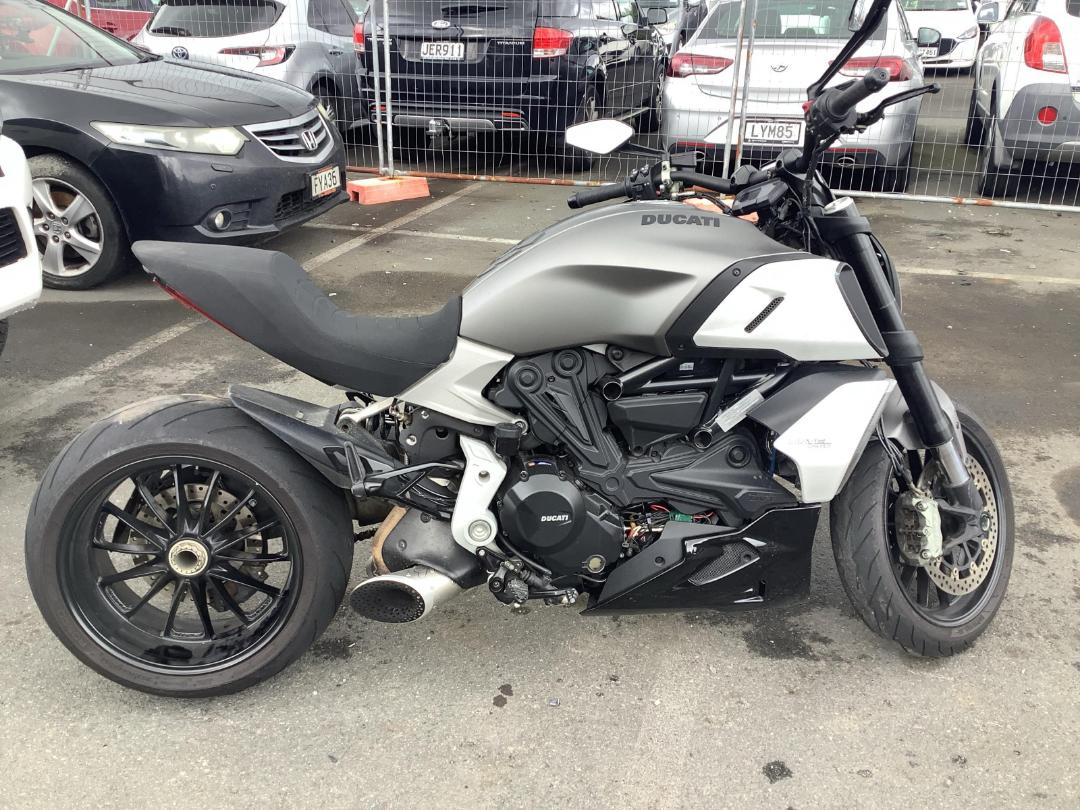 Photo '8' of Ducati Diavel Diavel 1260