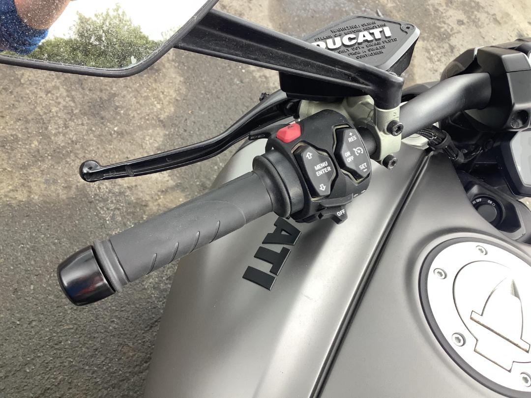 Photo '14' of Ducati Diavel Diavel 1260
