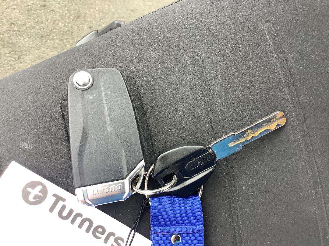 Photo '17' of Ducati Diavel Diavel 1260