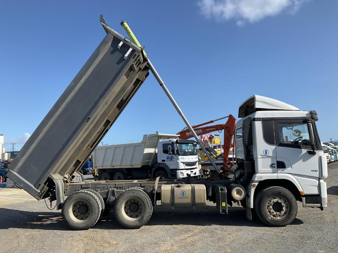 Photo '11' of Factory Built Shacman X3000 Tipper Photo '11' of Factory Built Shacman X3000 Tipper