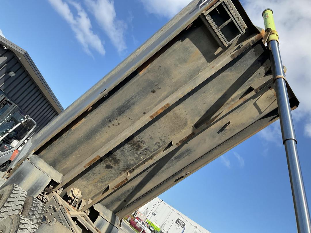 Photo '15' of Factory Built Shacman X3000 Tipper Photo '15' of Factory Built Shacman X3000 Tipper