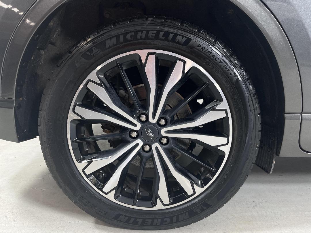 Photo '12' of Ford Escape Photo '12' of Ford Escape