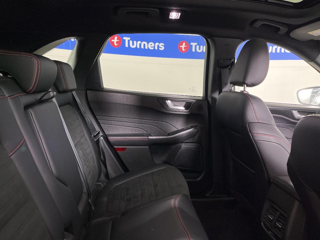 Photo '20' of Ford Escape Photo '20' of Ford Escape