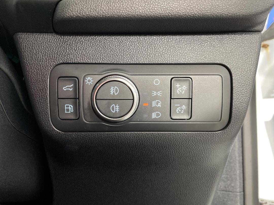 Photo '42' of Ford Escape Photo '42' of Ford Escape