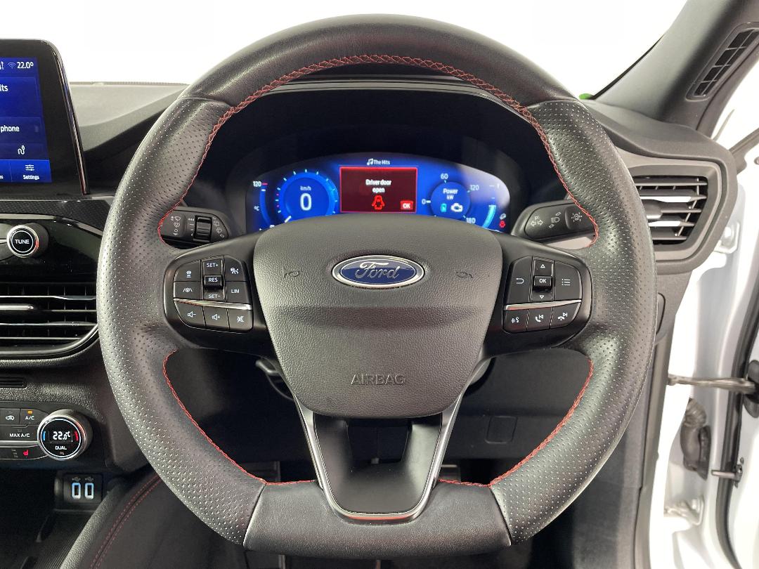 Photo '41' of Ford Escape Photo '41' of Ford Escape