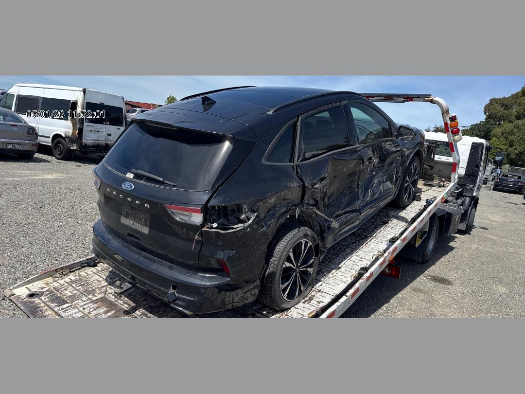 Photo '3' of Ford Escape ST-Line X Ecoboost