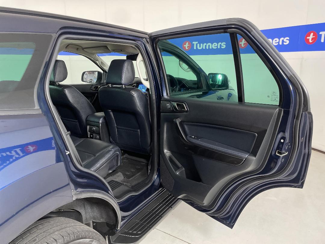 Photo '19' of Ford Everest