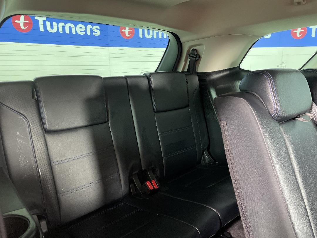 Photo '29' of Ford Everest