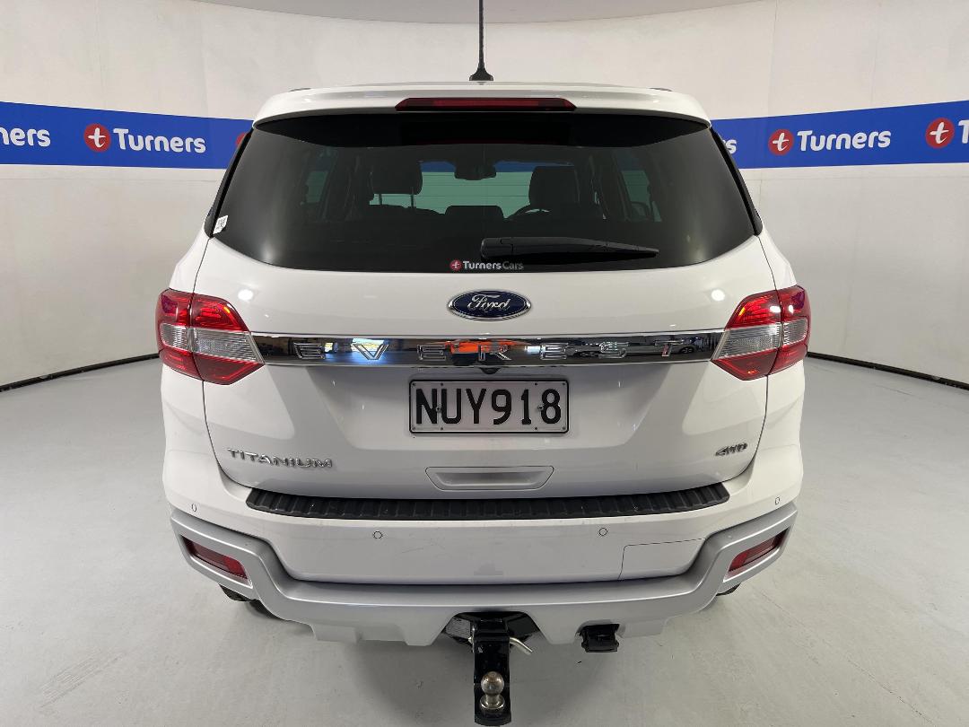 Photo '6' of Ford Everest