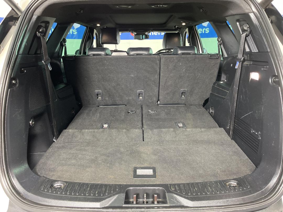 Photo '14' of Ford Everest