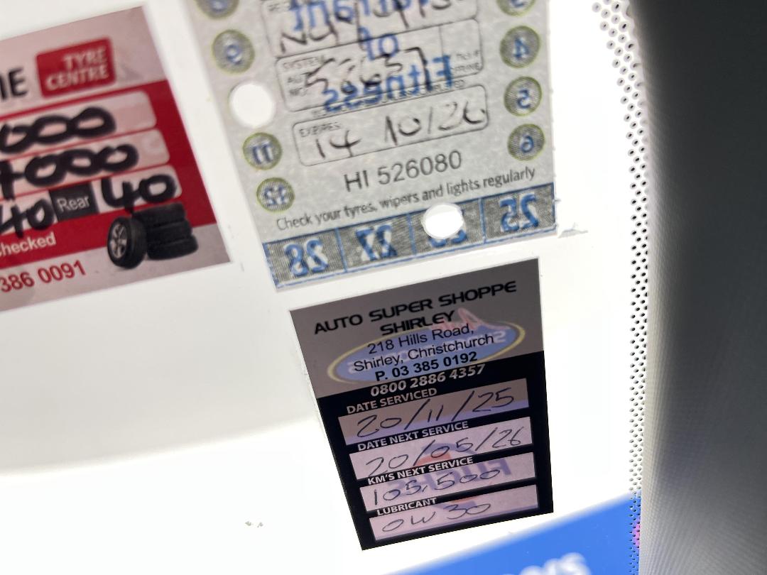 Photo '23' of Ford Everest