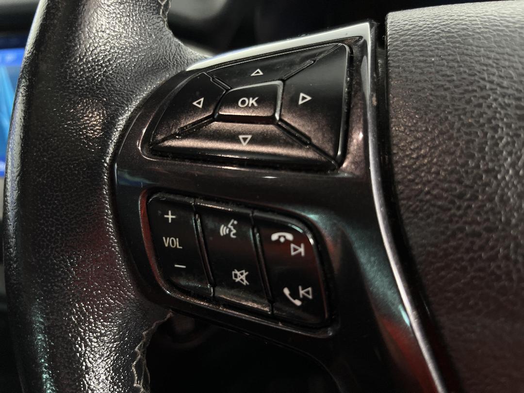 Photo '25' of Ford Everest