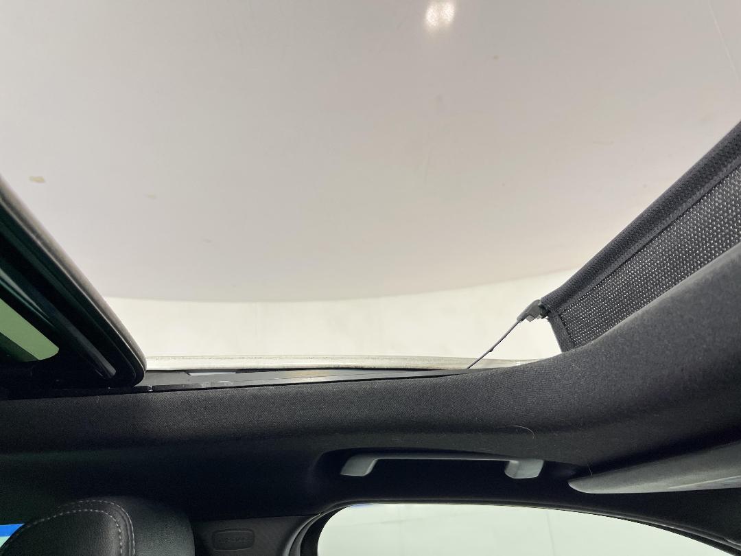 Photo '32' of Ford Everest