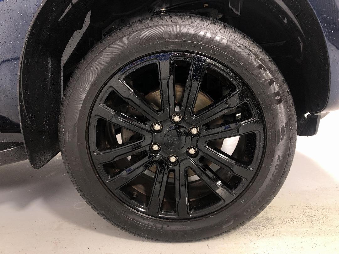 Photo '9' of Ford Everest Photo '9' of Ford Everest