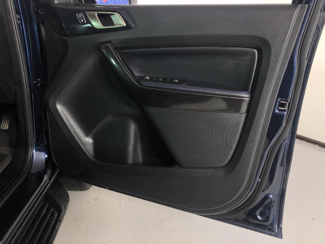 Photo '15' of Ford Everest Photo '15' of Ford Everest