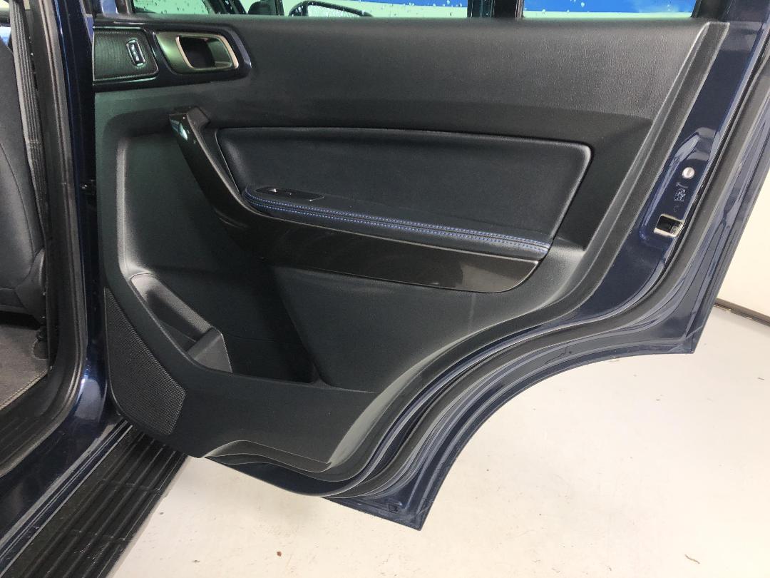 Photo '19' of Ford Everest Photo '19' of Ford Everest