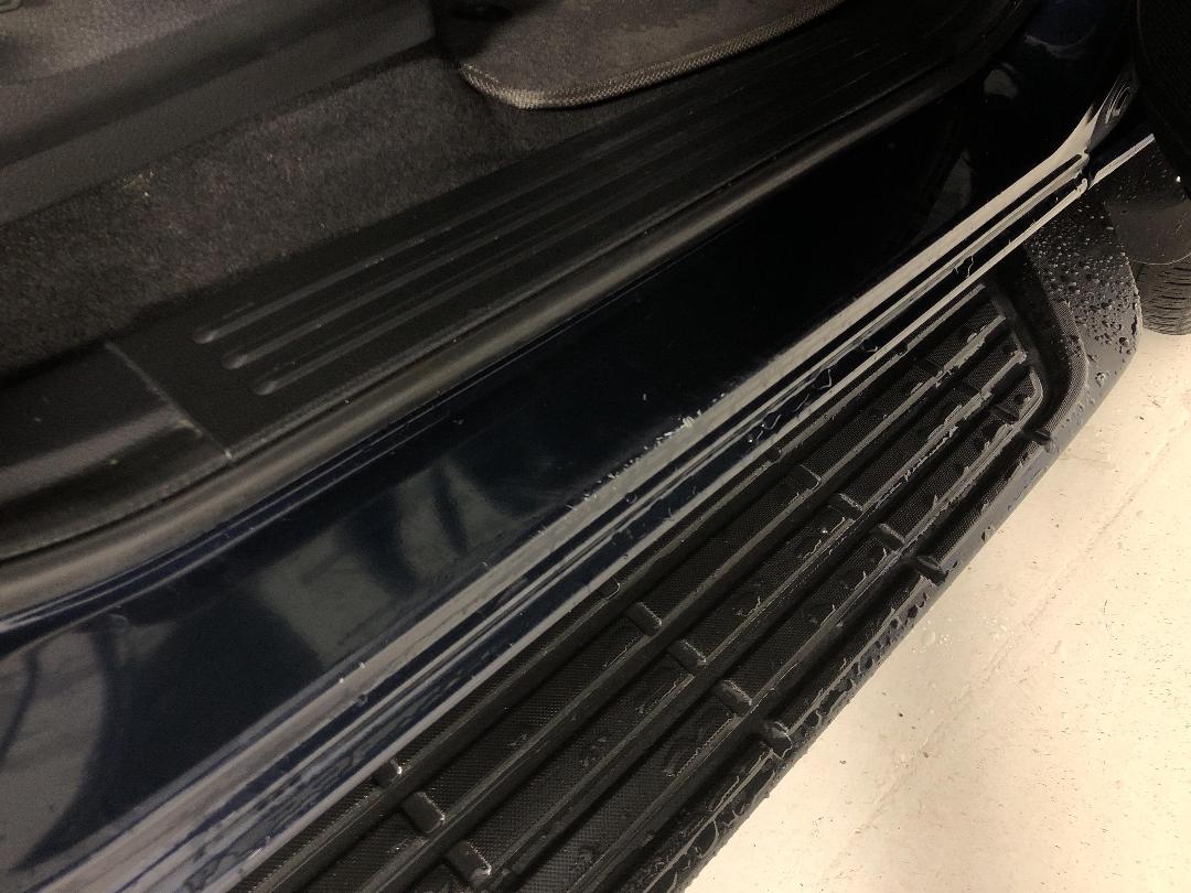 Photo '23' of Ford Everest Photo '23' of Ford Everest