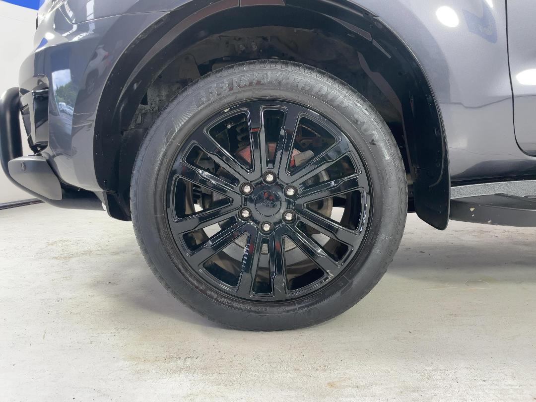 Photo '10' of Ford Everest Photo '10' of Ford Everest