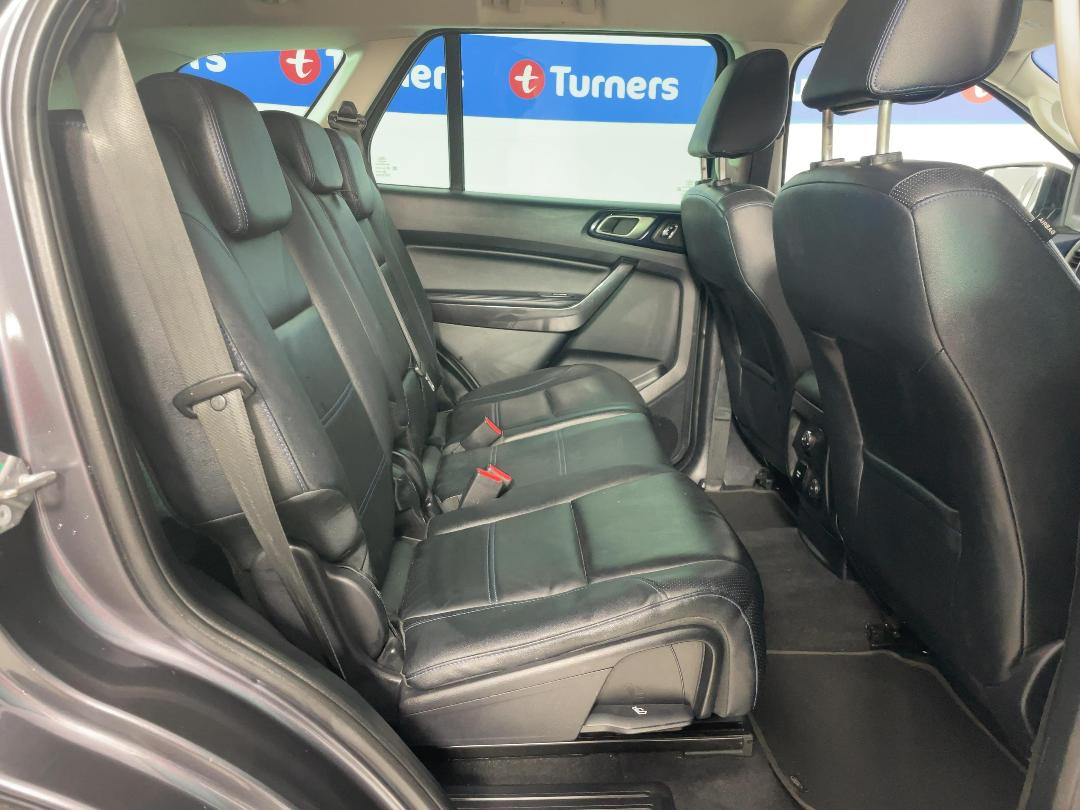 Photo '20' of Ford Everest Photo '20' of Ford Everest