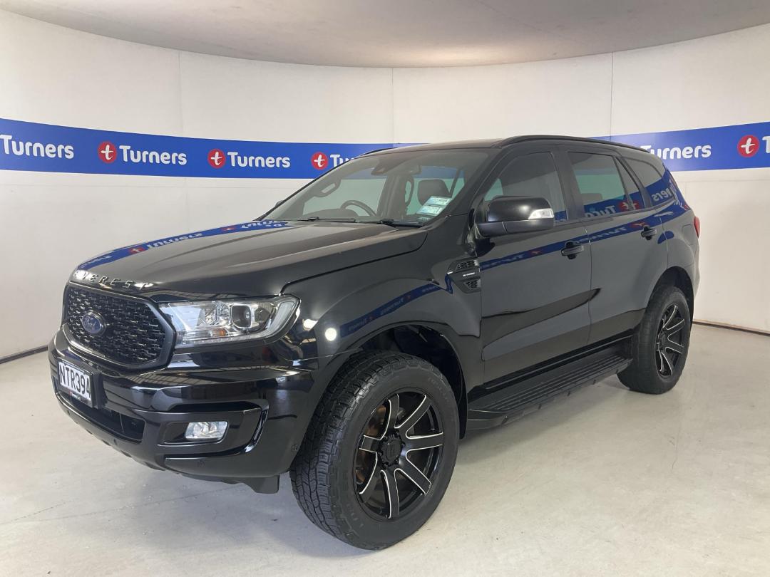 Photo '4' of Ford Everest