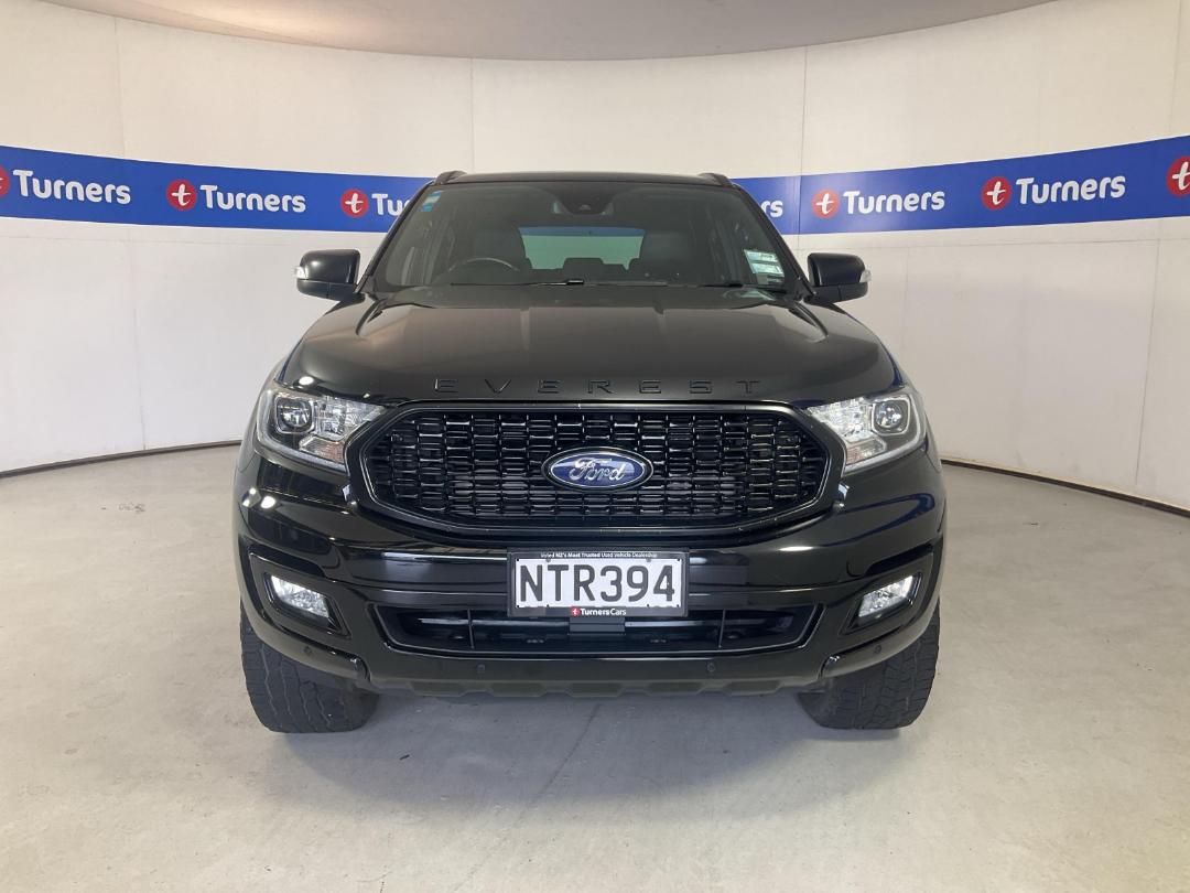 Photo '2' of Ford Everest