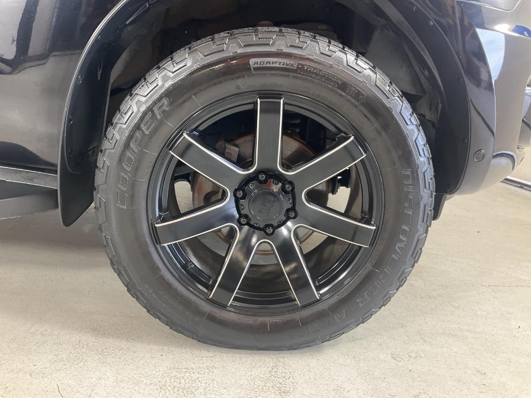 Photo '9' of Ford Everest