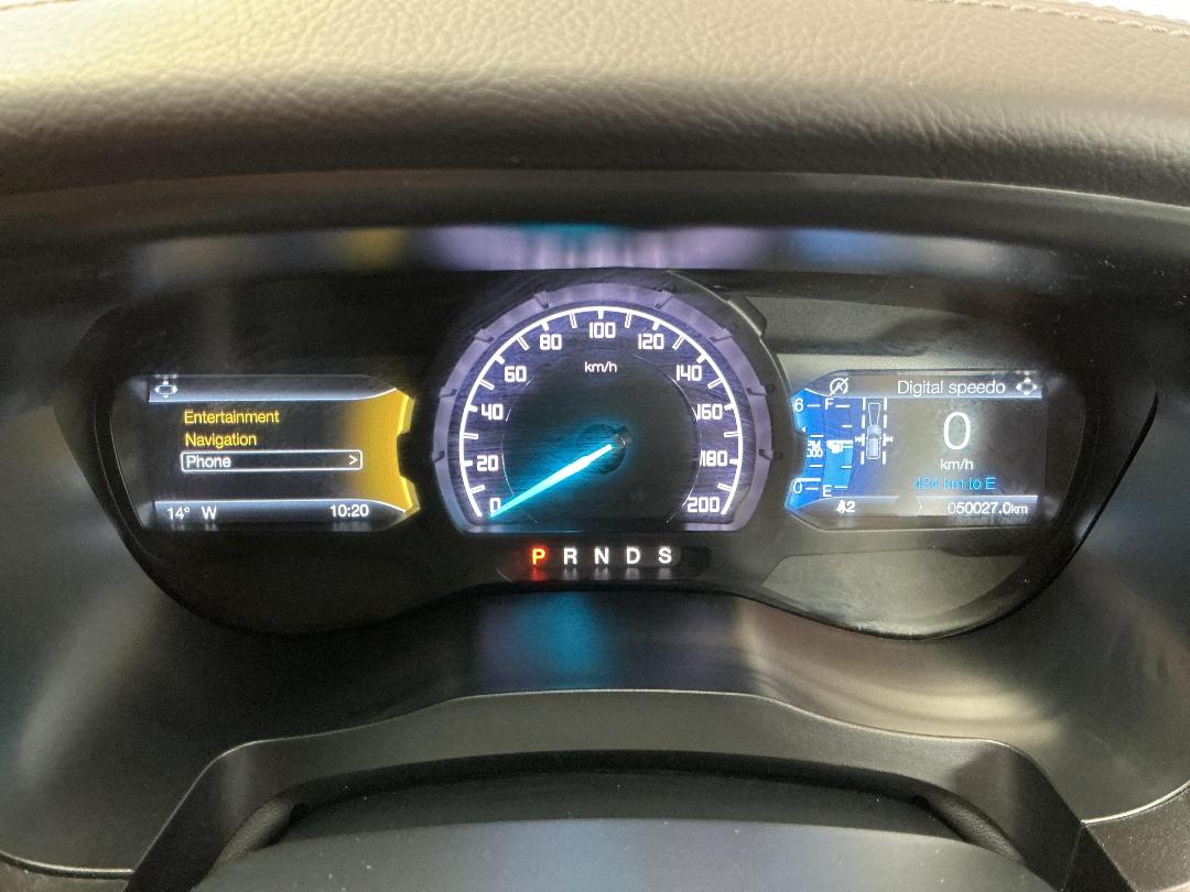 Photo '21' of Ford Everest Photo '21' of Ford Everest