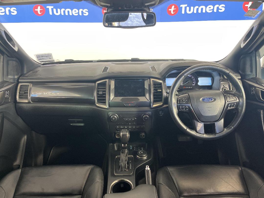 Photo '17' of Ford Everest