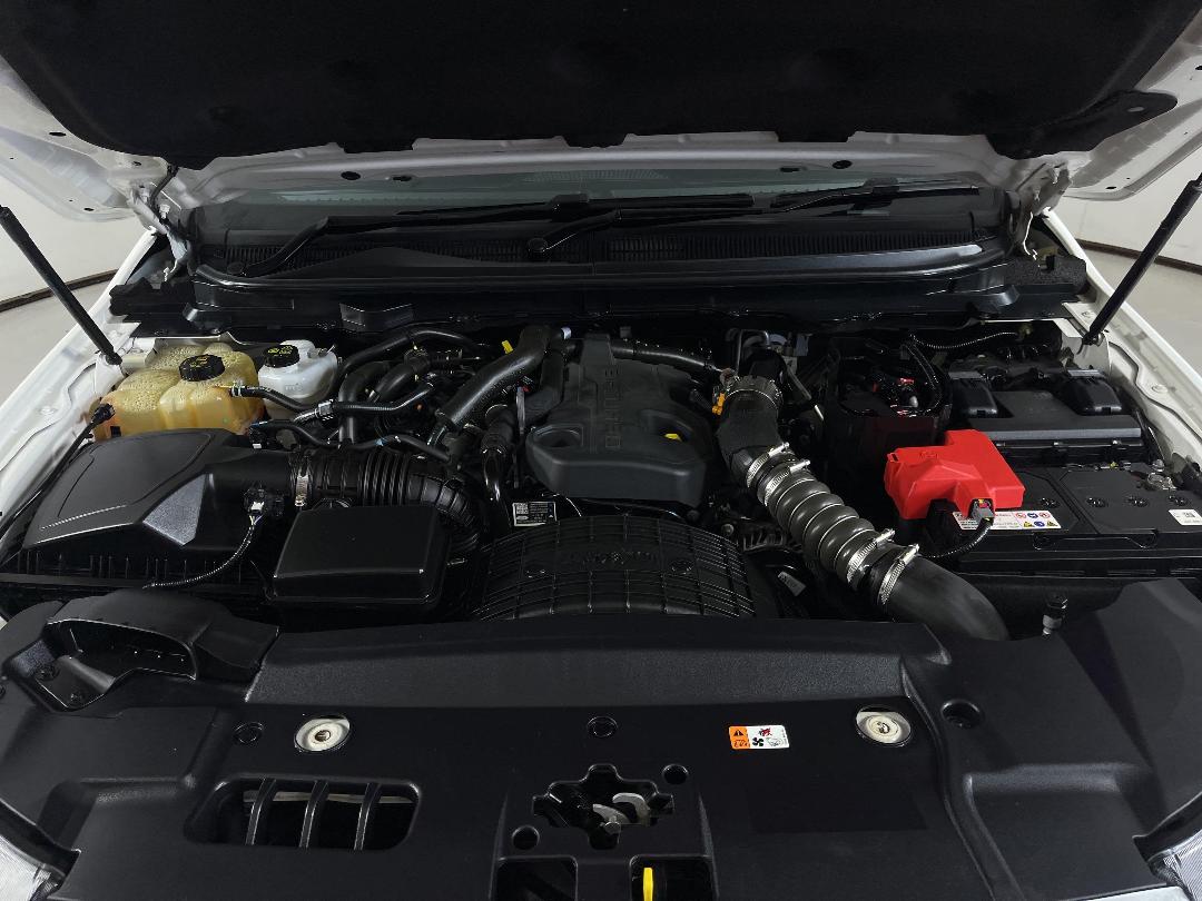 Photo '13' of Ford Everest