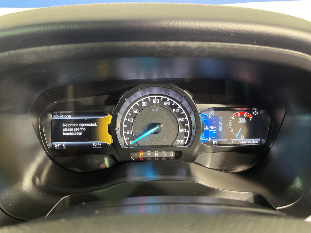 Photo '21' of Ford Everest