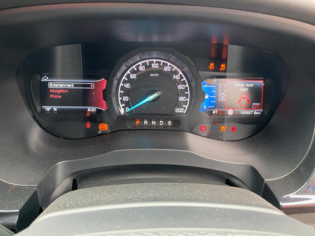 Photo '17' of Ford Everest Sport