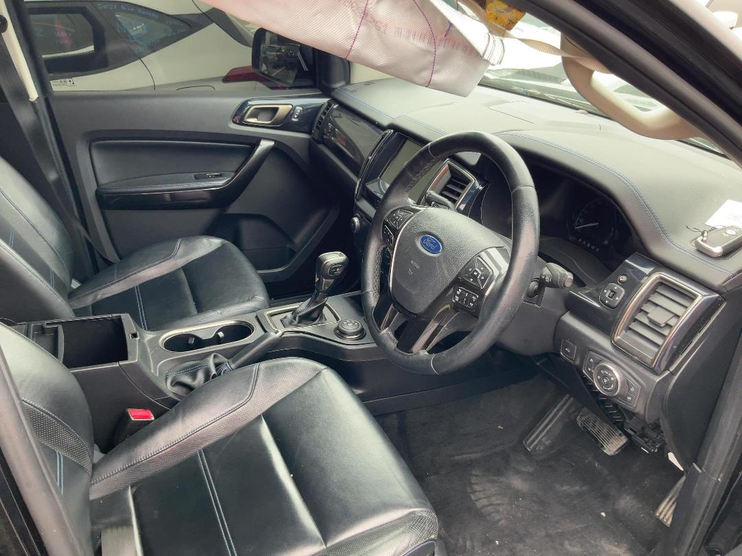 Photo '18' of Ford Everest Sport