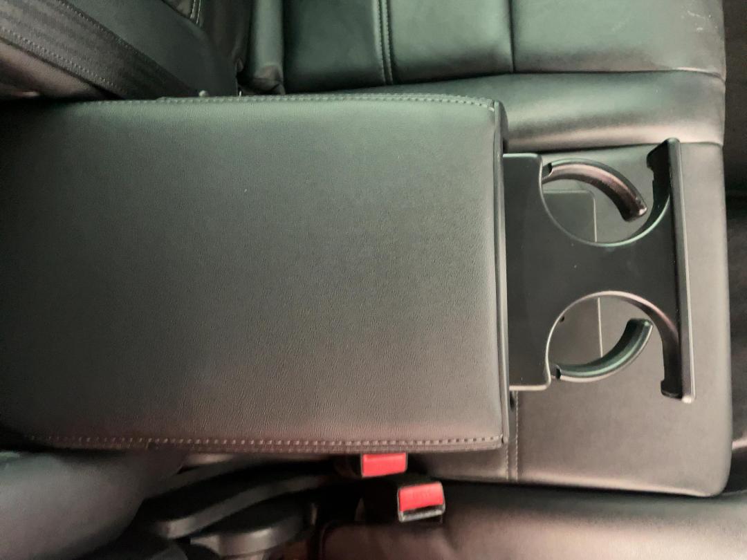 Photo '24' of Ford Everest